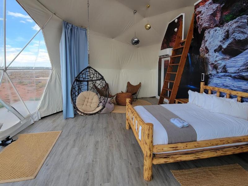 Clear Sky Resorts - Grand Canyon - Unique Sky Domes Вал Екстериор снимка
