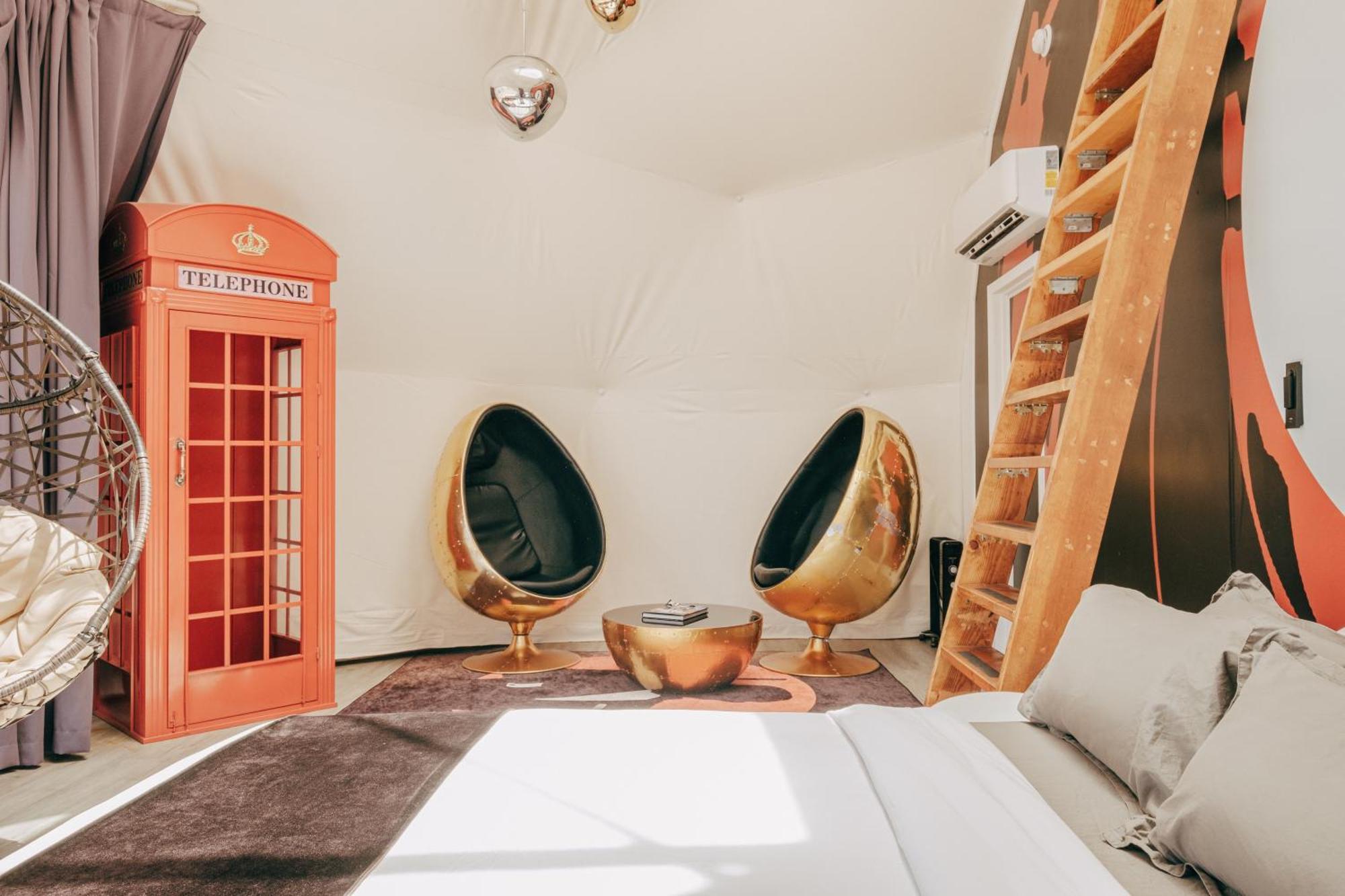 Clear Sky Resorts - Grand Canyon - Unique Sky Domes Вал Екстериор снимка