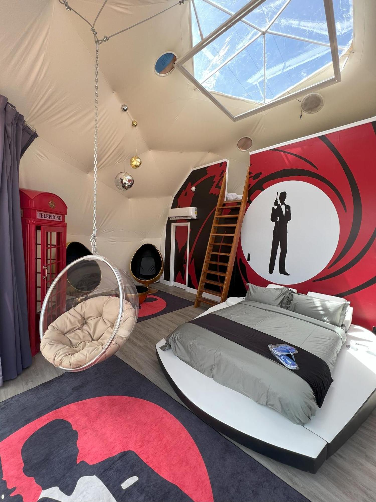 Clear Sky Resorts - Grand Canyon - Unique Sky Domes Вал Екстериор снимка