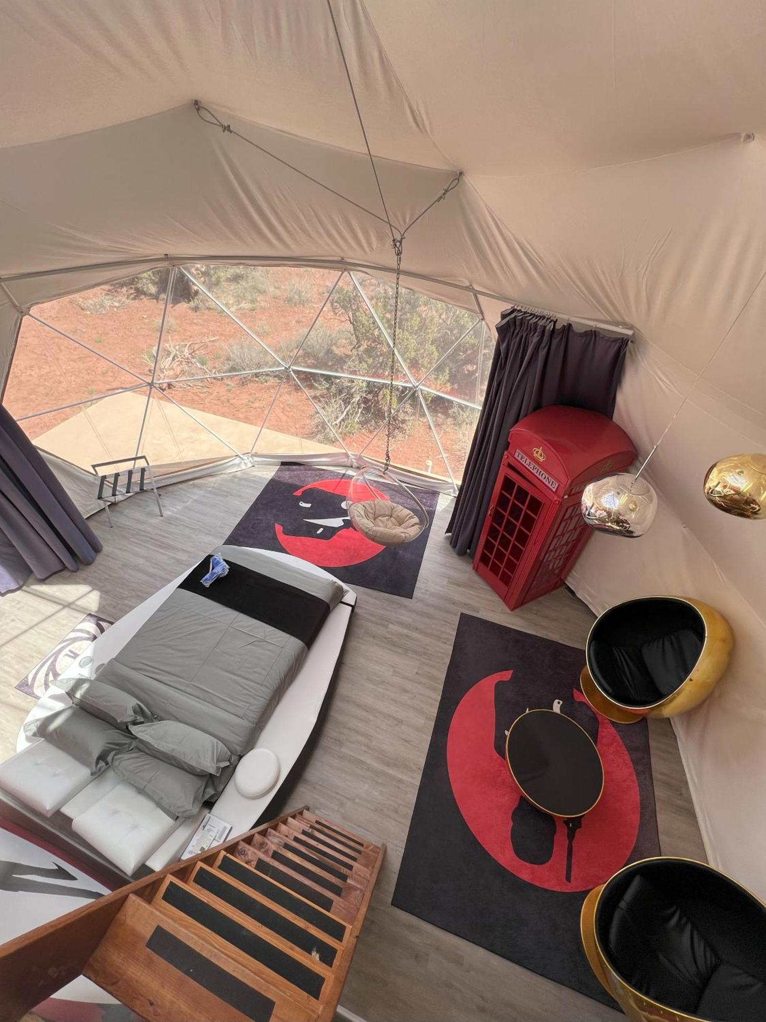 Clear Sky Resorts - Grand Canyon - Unique Sky Domes Вал Екстериор снимка