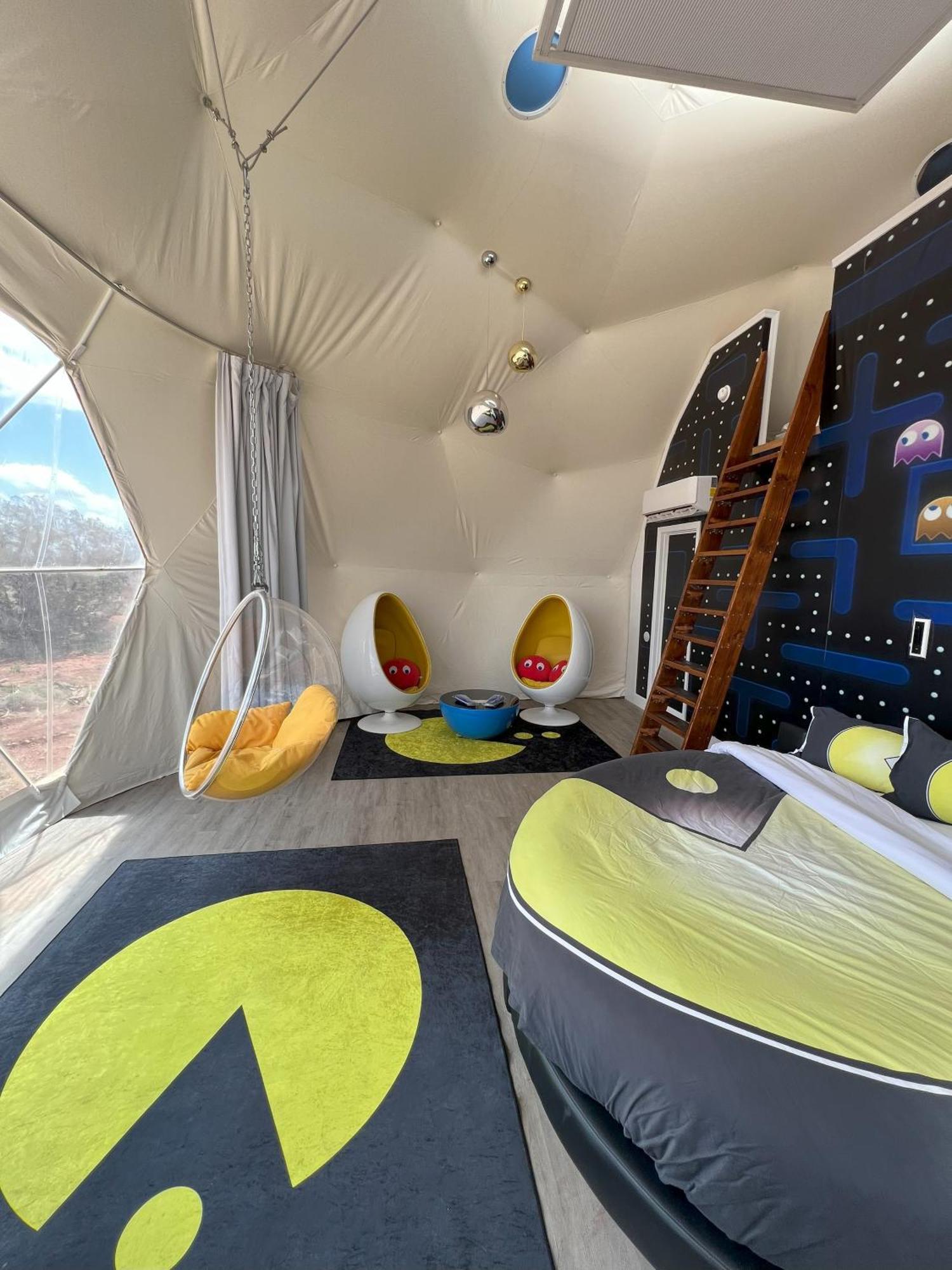 Clear Sky Resorts - Grand Canyon - Unique Sky Domes Вал Екстериор снимка